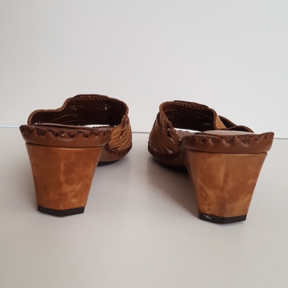 NWOT Maripé Leather slip-ons - Picture 5 of 8